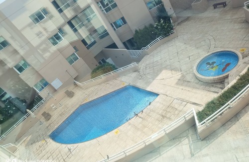 Dubai Apartment | Lovely 3 bedrooms: One flat fee for 3 people!