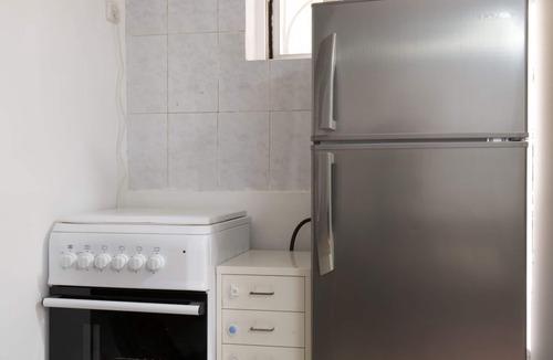 German Colony Apartment | Lovely & Budget apartment at the Center, gardens & German colony