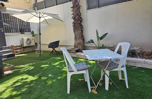 Kiryat Motzkin Apartment | Lovely studio with AC in Haifa