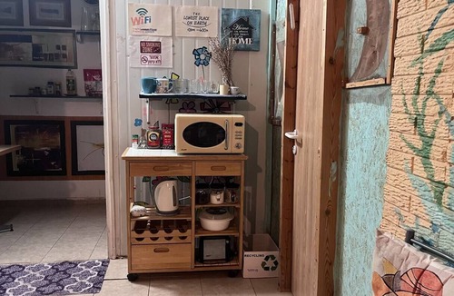 Neot HaKikar Bed & Breakfast | Lowest Place on Earth B&B Private Cosy Double Room Shared Bathroom and Kitchen
