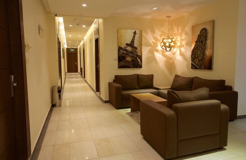 Al Jubeiha Hotel | Lujain Hotel/Deluxe Apartment