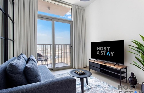 Dubai Apartment | Lux 1BR Near Dubai Hills Mall