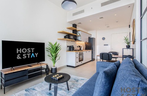 Dubai Apartment | Lux 1BR Near Dubai Hills Mall
