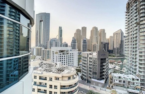 Dubai Marina Apartment | Lux 3 Bed I Prime Marina Stay I Close to JBR Beach I Zen Tower