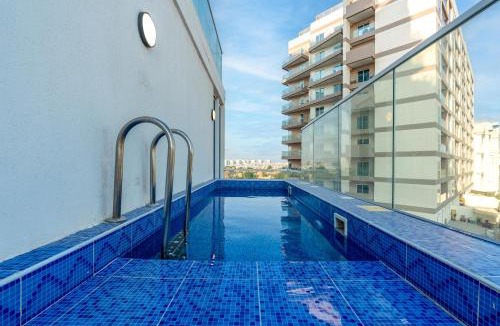 Dubai Apartment | Lux BnB Gemz - Al Furjan I Private Pool I
