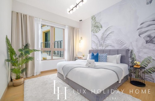 Dubai Apartment | LUX The Le Pont Sea View Suite