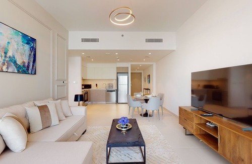 Dubai Apartment | Luxe 1BR w/Stunning Sea Views and Infinity Pool