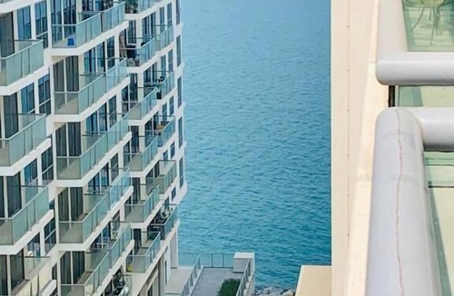 Ras Al Khaimah Apartment | Luxurious 2-bedroom beachfront apartment