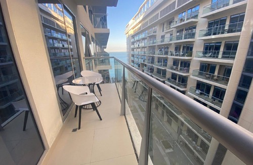 Ras Al Khaimah Apartment | Luxurious 2-bedroom beachfront apartment
