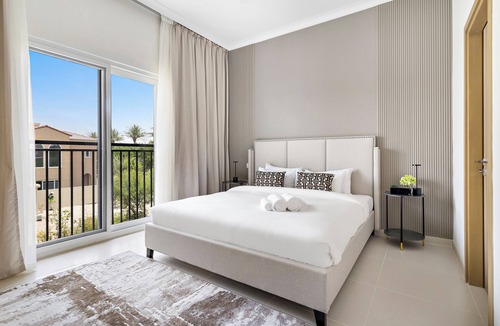 Dubai Villa | Luxurious 3BR Villa Amaranta