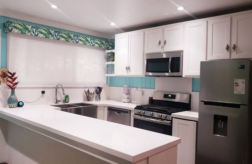 Ojochal House | Luxurious Three Bedroom at Casa Azul Rio!