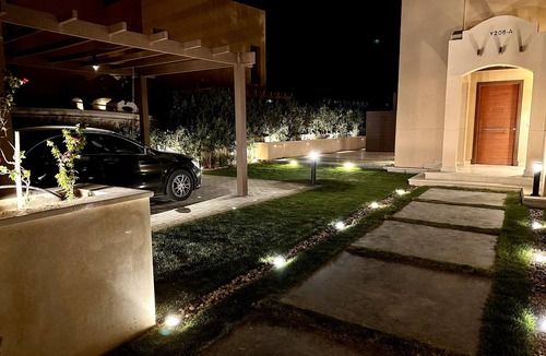 El Gouna Villa | Luxurious Villa with Infinity Private Pool & Jacuzzi over Sabina Island's Lagoon