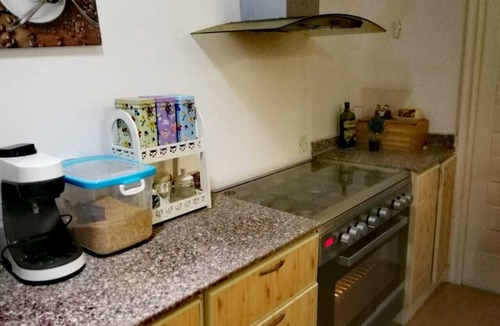 Al Maabilah House | Luxury 2 bed room house in a quiet neighbourhood