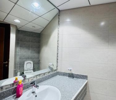 Rumailah Apartment | Luxury 2Bed Room sea view
