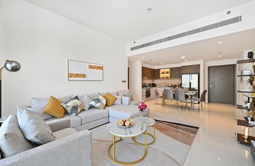 Dubai Marina Apartment | Luxury 2BR Emaar Beachfront with Private Beach & Infinity Pool, Palm Jumeirah & Atlantis Views