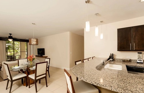Coco Condo | Luxury 3-bedroom, 2-bath condo at the Breeze Private Residences Club w/amenities
