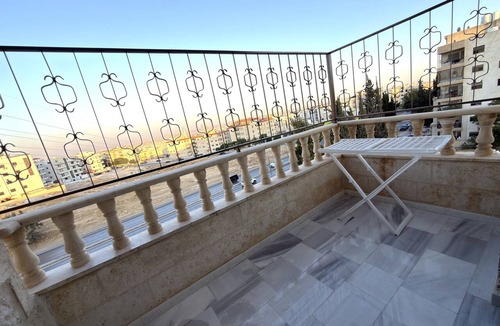 Amman Apartment | Luxury 3-Bedroom Family Apartment, Prime Location, Free WiFi & Free Parking