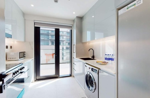 Jadaf Apartment | Luxury 3BR Designer Retreat with Parking