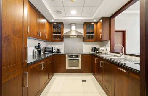 Downtown Dubai Apartment | Luxury 3BR Downtown Dubai Apartment with Burj Khalifa Views