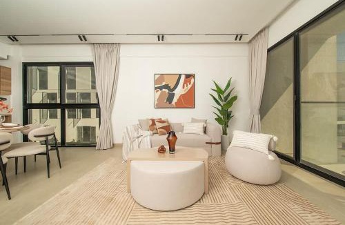 Ajman Apartment | Luxury 3BR with Golf & Lake Views