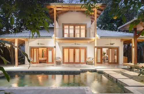 Playa Guiones House | Luxury 4 Bedroom Home - steps to beach in Nosara