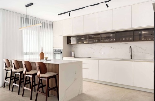 Rishon LeTsiyon Apartment | Luxury 4BR | Panoramic Sea-View Balcony | Mamad