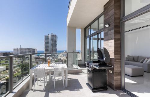 Bat Yam Apartment | Luxury 4BR Penthouse 360 Sea Views Bat Yam