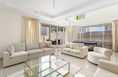 Downtown Dubai Villa | Luxury 5BR Boutique Villa - Opera Grand Dubai