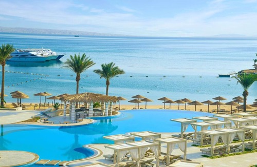 Al Mamsha El Seyahi Resort | Luxury All-Inclusive Stay with Beach Access, Pools, Spa, Dining & Kids’ Club