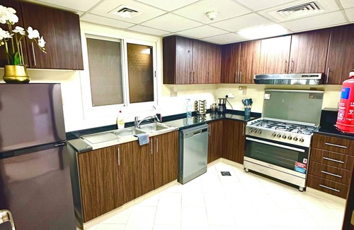 Al Majaz Apartment | Luxury Apartment El Khan 2 BHK sea front gym, pool, sauna, wifi