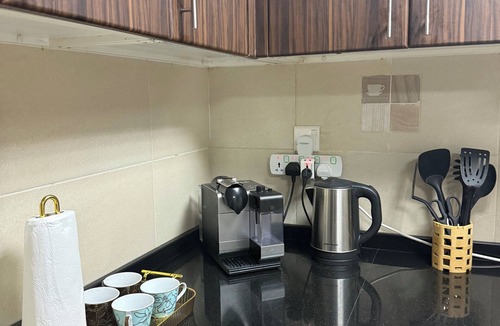 Al Majaz Apartment | Luxury Apartment El Khan 2 BHK sea front gym, pool, sauna, wifi