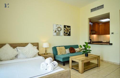Discovery Gardens Apartment | Luxury Escapes - Tranquil Retreat - Studio Apts near Metro and Mall - Discovery Gardens - SHAR & MCL