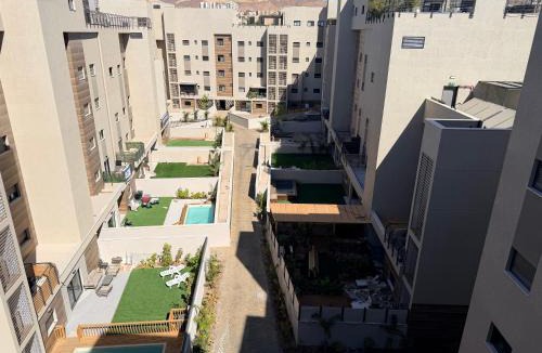 Eilat Apartment | Luxury Family Penthouse with Private Parking & Pool 8 Guests Near Red Sea