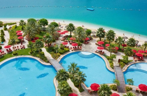 Abu Dhabi Apartment | Luxury Guest Room Near Bab Al Qasr Hotel Abu Dhabi