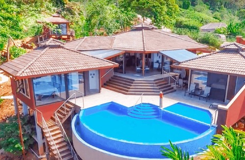 Dominical House | Luxury home in Escaleras, near Dominical, with sweeping ocean views