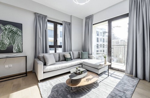 Dubai Apartment | Luxury lifestyle at La Sirène, Port de la Mer, Jumeirah 1 | 1 Bed | Sleeps 4