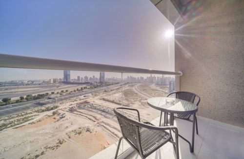 Madinat Zayed Apartment | Luxury Living Apartment in Siraj Tower Arjan Dubailand