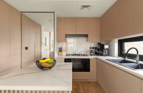 Jumeirah Village Apartment | Luxury Living with Top Amenities 1BD in JVC