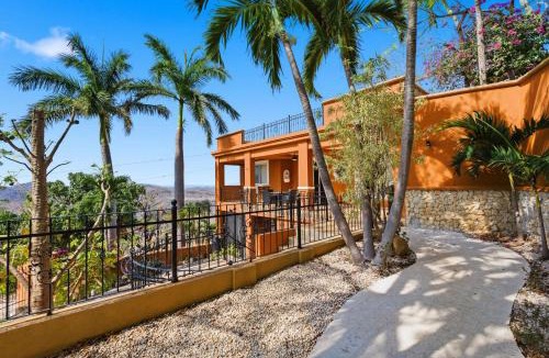 Rio Seco House | Luxury Oceanview Villa Pool & Private Casita