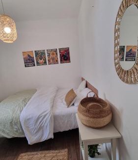 Rehovot Apartment | Luxury peaceful, free parking with security room Mamad