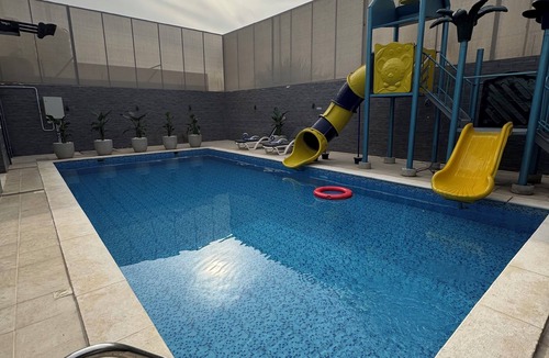 Al Kafrayn Villa | Luxury Private Chalet Dead Sea Exclusive Kids Water Park ,Heated Pool , BBQ,3BD
