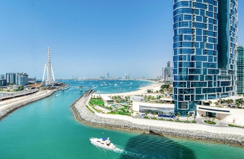 Dubai Marina Apartment | Luxury Sea View 1BR in JBR with easy Bluewaters Access