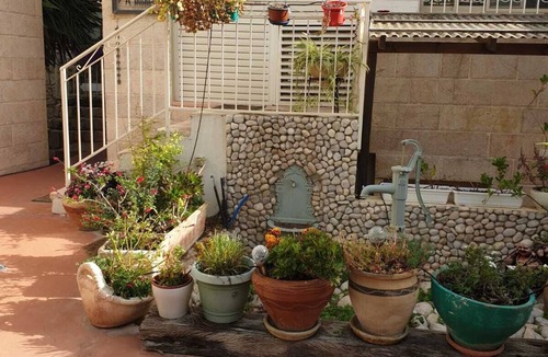 Mateh Yehuda Apartment | Luxury South West Jerusalem Garden Appt nestled next to Jerusalem's Pine Forest