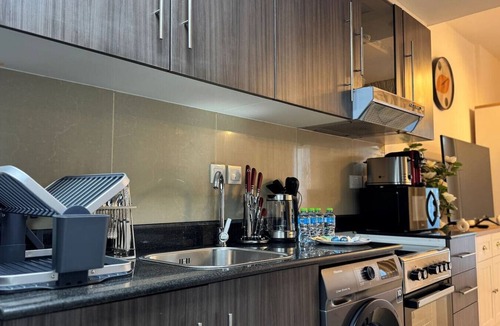 Abu Dhabi Apartment | Luxury Stay in Al Reef | Studio with Queen Bed