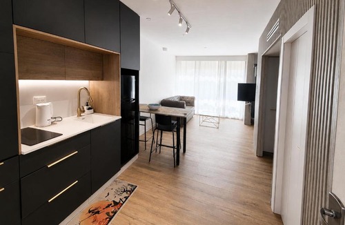 Caesarea Apartment | Luxury Suite - סוויטת בוטיק