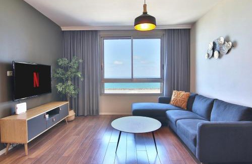 Haifa Apartment | Luxury Suites by Notaly Ariel - Carmel Beach