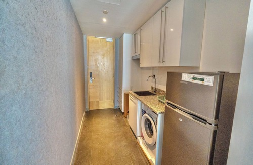 Al Mankhool Apartment | Luxury Vacation Home Nr Metro DWTC