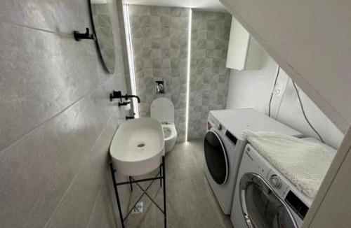 Bat Yam Apartment | Lyxor 1