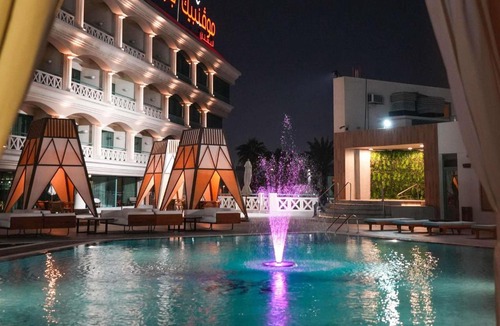 Garhoud Hotel | Mövenpick Grand Al Bustan