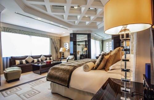 Garhoud Hotel | Mövenpick Grand Al Bustan Dubai